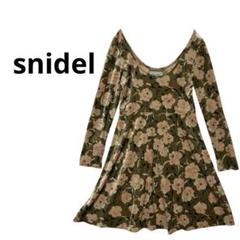 snidel スナイデル 花柄 ベロアワンピース ブラウン