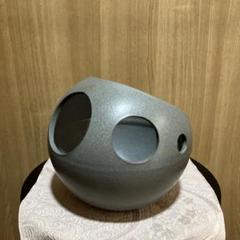 独特なデザイン　花器