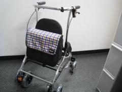 テイコブリトルハイ　HS05H　チェックブラック 幸和製作所 歩行器 ③ テイコブリトルハイ 幸和製作所 HS05H 商品詳細｜介護ベッドの