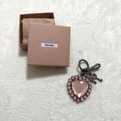 miu miu ハート型キーホルダー ピンク 楽天市場】miumiu キーホルダー ハートの通販