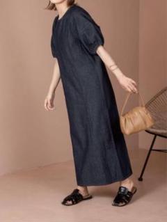 ワンピース Amiur open shoulder belle ops Amiur（エミレ）の「open shoulder belle ops（ワンピース