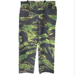 STUSSY TIGRIS CANVAS BIG OL LEAN カモ柄 - メルカリ