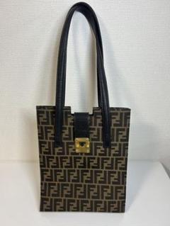 2025年最新】fendi ズッカ柄 トートバッグの人気アイテム - メルカリ