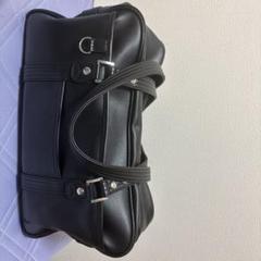 ブラック合成皮革バッグ