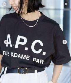 IENA 【A.P.C. アーペーセー】別注 ビッグ ロゴ Tシャツ　XS 追加2》【A.P.C./アー・ペー・セー】別注 ビッグ ロゴ Tシャツ
