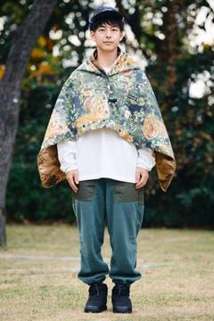 Columbia コロンビア カップヌードル柄 ブランケット　新品 Columbia コロンビア カップヌードル柄 ブランケット 新品