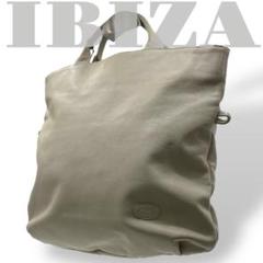 美品　A4収納　イビサ　ハンドバッグ　オールレザー　本革　オフホワイト