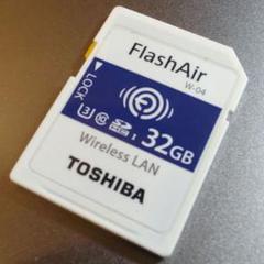 TOSHIBA FlashAir 32GB SDカード W-04 フォーマット済のサムネイル