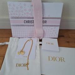 Dior 星型チャーム ネックレス　ノベルティ