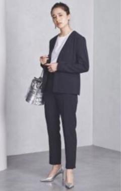 KＡTO様UNITED ARROWS セットアップノーカラー パンツスーツスラブ KATO様UNITED ARROWS セットアップノーカラー パンツスーツスラブ