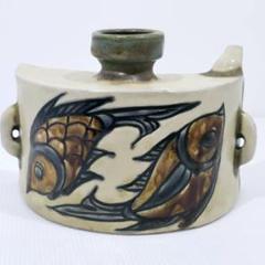 人間国宝　金城次郎　双魚紋抱瓶　幅約21㎝　東Y7-0514⭐︎2Fトコヒ 大作 金城次郎（作) 壷屋焼 双魚文抱瓶 共箱 | 古美術ささき