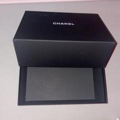 CHANEL ブラック ギフトボックス 中型 空箱 - メルカリ