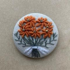 2025年最新】くるみボタン刺繍ブローチの人気アイテム - メルカリ
