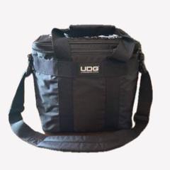 UDG レコードバッグ 黒 中型 UDG Ultimate SlingBag Black MK2 スリングバッグ [MIDI