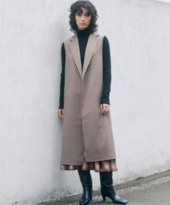 ＊美品【ANAYI 】21AW カルゼリバーボタンレスジレ ベスト 38 カーキ 美品【ANAYI 】21AW カルゼリバーボタンレスジレ ベスト 38