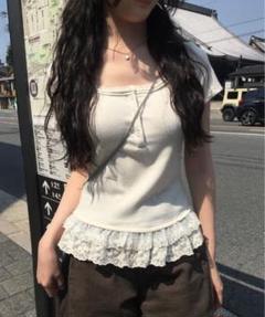 anyonemore 裾ティアードレースフリルボタン半袖Tシャツ アイボリー