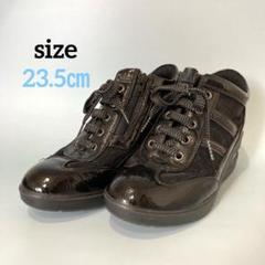 美品　アシックス　ASICS 旅日和 TABIBIYORI エナメル シューズ