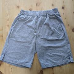 UNIQLO　美品ハーフパンツ140