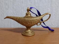 【未使用・新品】ディズニー アラジン 魔法のランプと光る台(LEDベースライト) 未開封 ディズニーストア アラジン 魔法のランプ LEDライト