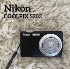 箱付 充電器 Nikon Coolpix S203 ブラック コンデジ 動作品 ✨美品✨】Nikon COOLPIX S203 コンデジ ブラック - メルカリ
