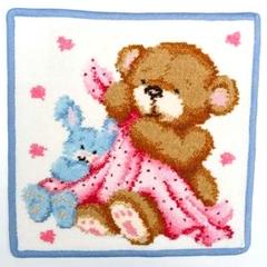 美品⭐︎フェイラー　プティバス　ピンク　くまさん柄 フェイラー新作】愛らしい白クマや花、イチゴが織りなすピンクの