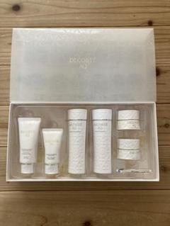 〈新品未開封〉DECORTÉ AQ ラディアンス コフレ コスメデコルテ AQ ラディアンス コフレ Ⅰ