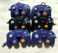任天堂 ゲームキューブ パープル 本体+コントローラー5個　ジャンク品扱い 任天堂 ゲームキューブ パープル 本体+コントローラー5個