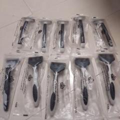 【新品】アパ　ホテル　Schick メンズ剃刀 10本　セット APAHOTELのサムネイル