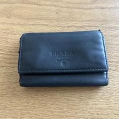 PRADAキーホルダーキーリングチャーム猿大サイズ PRADA(プラダ) キーホルダー・キーリング(レディース) - 海外