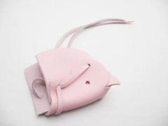 エルメス 顧客ノベルティ 箱付き ピンク シュヴァル チャーム