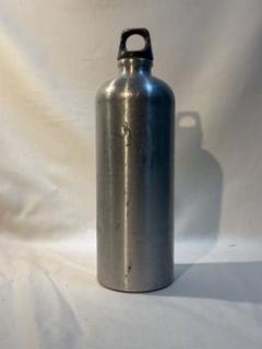 ラバ　SIGG ステンレス水筒 ホワイト ドット柄 Amazon.co.jp: シグ(SIGG) ステンレスボトル ホット&コールド