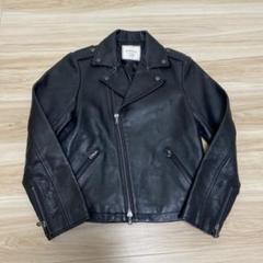 【美品】フリークスストア 革ジャケット レディース Mライダースジャケット黒 FREAK'S STORE（フリークスストア）の「フェイクレザーブルゾン