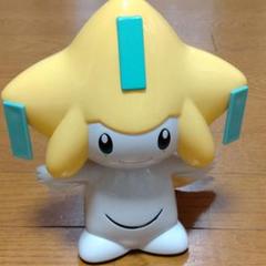 ポケモンジラーチ 動くフィギュア
