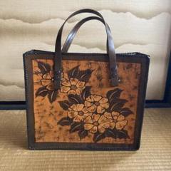 【送料無料】極美品 ヴィンテージ カービングレザー トートバッグ ハンドバッグ CELINE - 極 美品 保存袋付 CELINE セリーヌ ヴィンテージ
