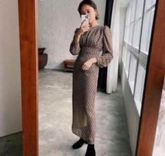 【美品】knuth marf オケージョンワンピース Knuth Marf クヌースマーフ オフショルダーデザインドレス