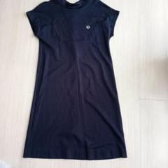 美品 フレッドペリー ネイビー ミニワンピース　パフスリーブ FRED PERRY（ひざ丈ワンピース ・ ブラック/黒色系）のフリマ
