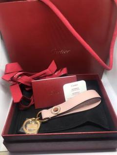 Cartier キーホルダー ピンク レザー ゴールド金具 箱付き 新品未使用 Cartier キーホルダー ピンク レザー ゴールド金具 箱付き 新品