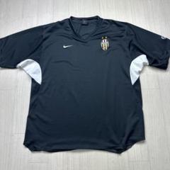 NIKE JUVENTUS FCプラクティスシャツL 00s y2k 黒 NIKE JUVENTUS FCプラクティスシャツL 00s y2k 黒 - メルカリ