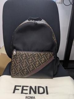 【超美品】FENDI モノグラム リュック
