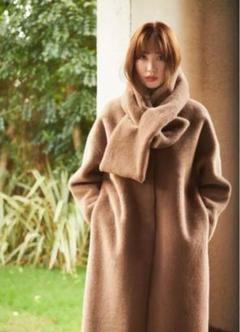 【美品】herlipto faux fur reversible coat Herlipto Faux Fur Reversible Coat（ハンガー付）（Madison