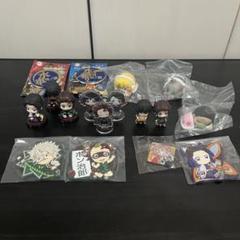 鬼滅の刃グッズ大量まとめ売り おねむたん ミニフィギュア ソフビ 缶バッジ他 鬼滅の刃グッズ大量まとめ売り おねむたん ミニフィギュア
