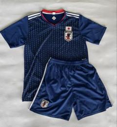 サッカー　ウエア