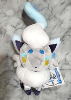 32▢ポケモンセンター ヒスイゾロア 色違いのヒスイゾロア IY0522-7 Amazon.co.jp: ポケモンセンターオリジナル ぬいぐるみ 色違いの