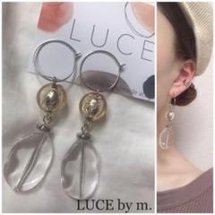395 クリアベージュボール 銀箔 クリアウェーブプレート ピアス イヤリング