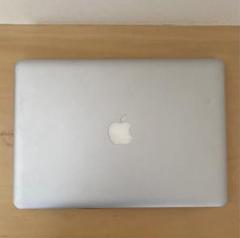 Apple MacBook 2008