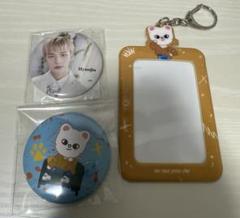 straykids ヒョンジン アクスタ 缶バッジ トレカケース straykids ヒョンジン アクスタ 缶バッジ トレカケース - メルカリ