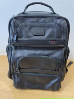 Tumi リュック アウトレットの中古 未使用品を探そう メルカリ