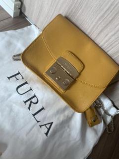 美品【FURLA】メトロポリス ショルダーバッグ レザー イエロー イタリア製 美品【FURLA】メトロポリス ショルダーバッグ レザー イエロー