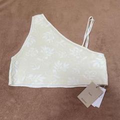 新品Eaphi one shoulder leaf bustier アイボリー 新品Eaphi one shoulder leaf bustier アイボリー - メルカリ