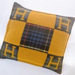 Hermes エルメス アヴァロン クッション カシミア90%